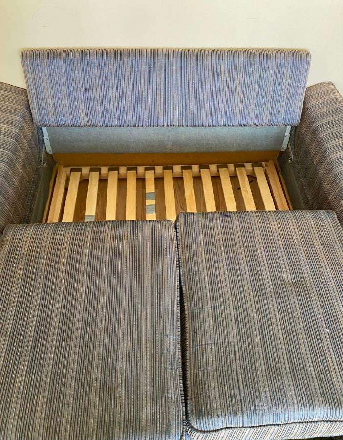 Atiduodam už simbolinę kainą sofa su miegamąja d. - nuotraukos Nr. 2