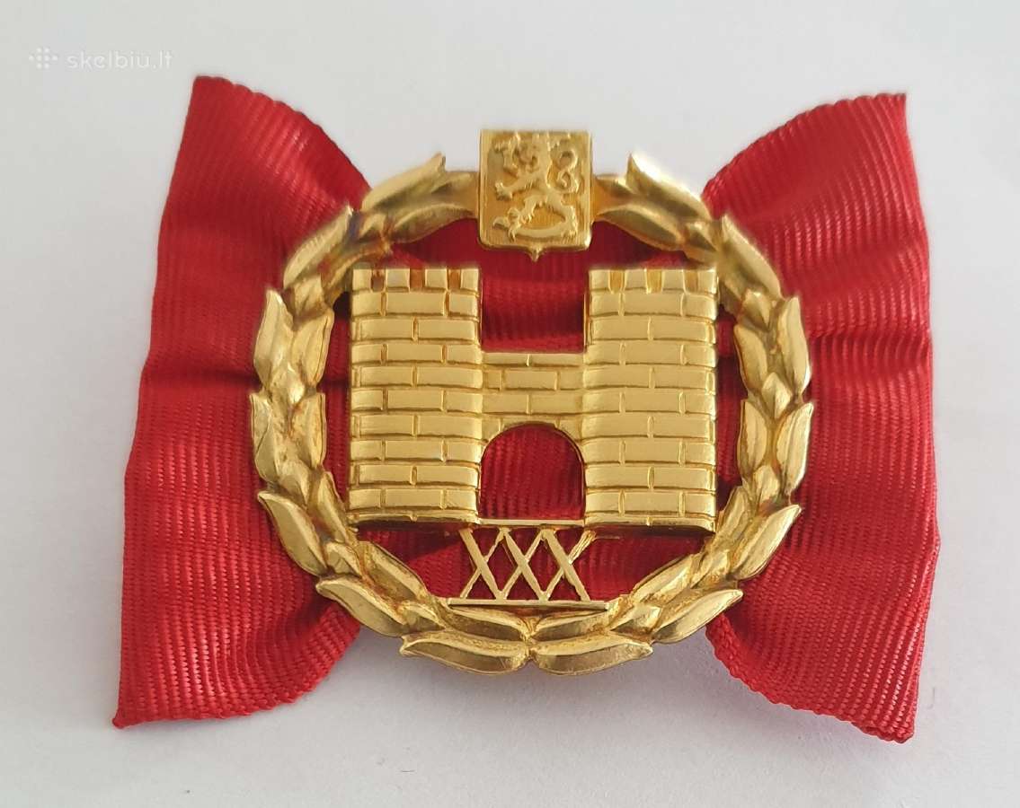 Suomija nuopelnų ženklas Sidabras .830