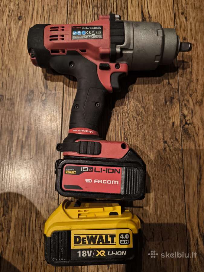Vezliasukis Dewalt akumuliatorius