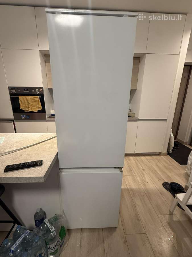 Įmontuojamas Electrolux Šaldytuvas