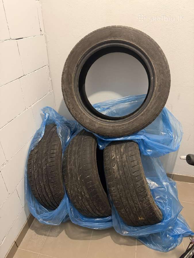 Vasarinės padangos 215/55 R17 (4 vnt.)