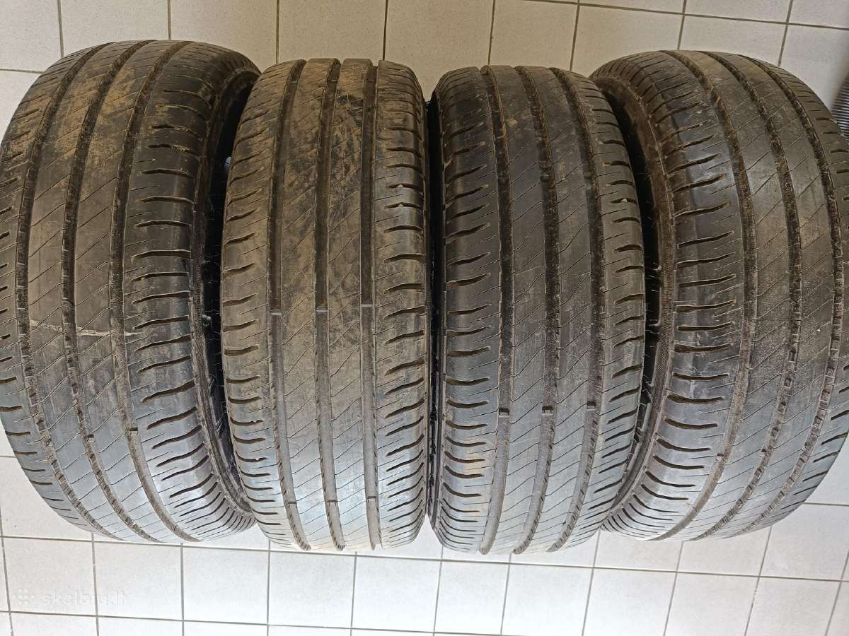 215-65 r16c Michelin
