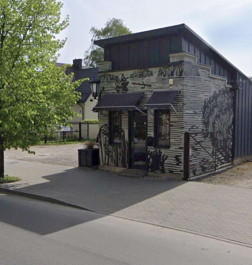 Pardavėjas (-a) žvejybos prekių parduotuvėje