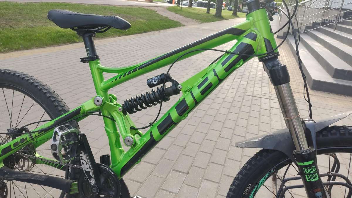 Cube full suspension dviratis