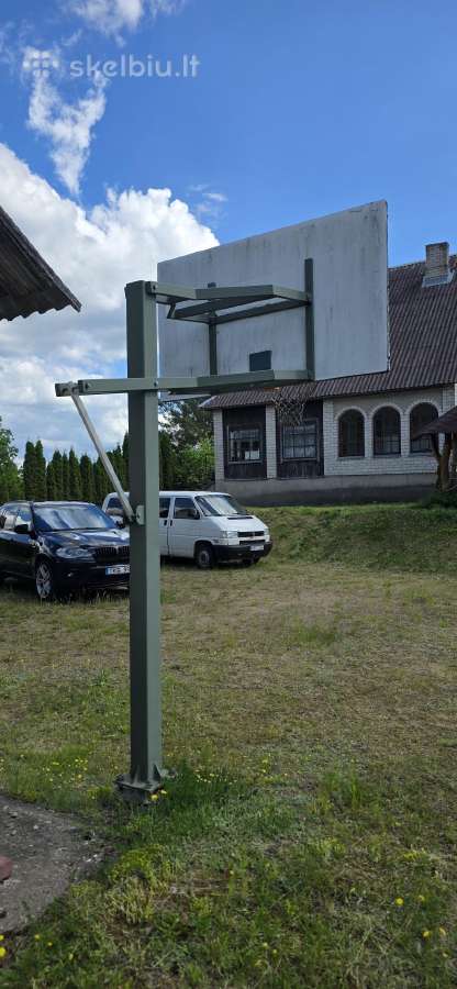 Krepšinio stovas reguliuojamas