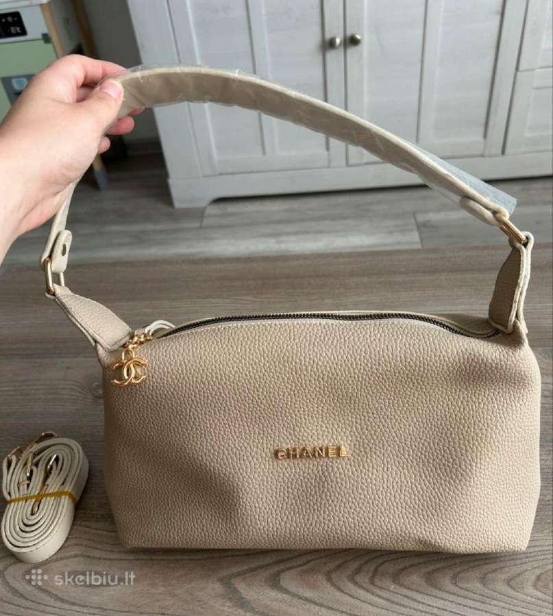Chanel rankinė daili
