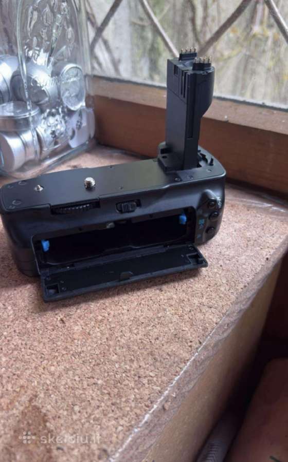 5D mark II battery grip - nuotraukos Nr. 3