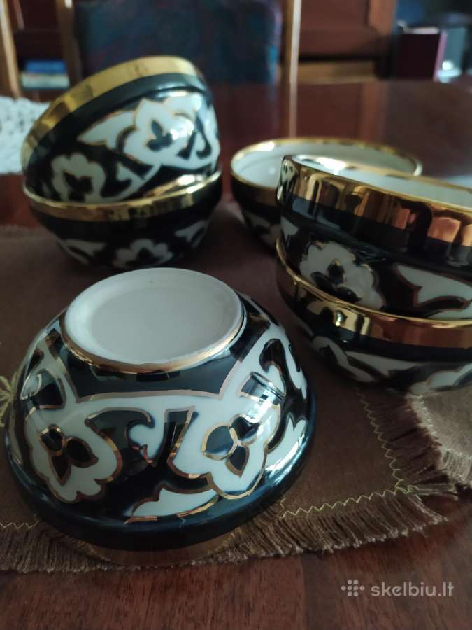 Rytų pialos