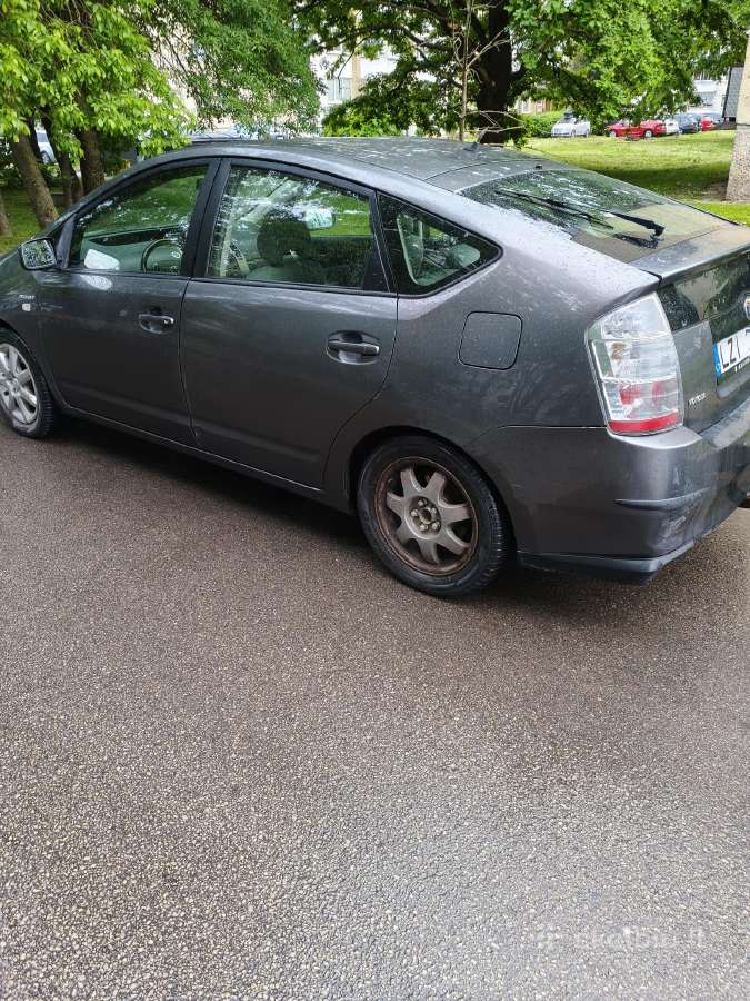 Nuomojamas automobilis Kaune