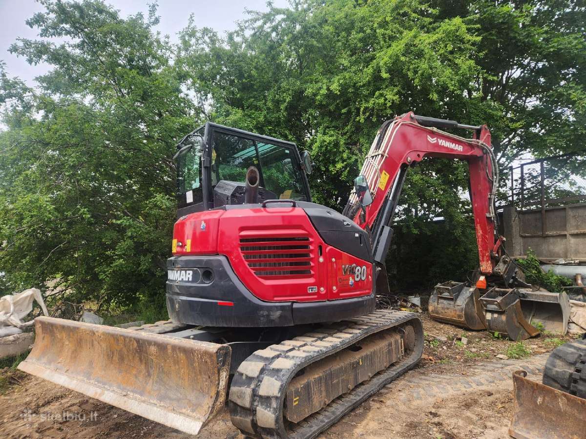 Nuomojamas ekskavatorius Yanmar 8t su operatoriumi