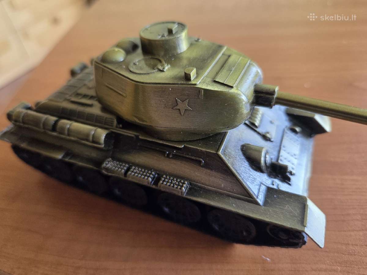 Tigras, T-34, Pantera V, Kv-1 ir kt. - nuotraukos Nr. 3