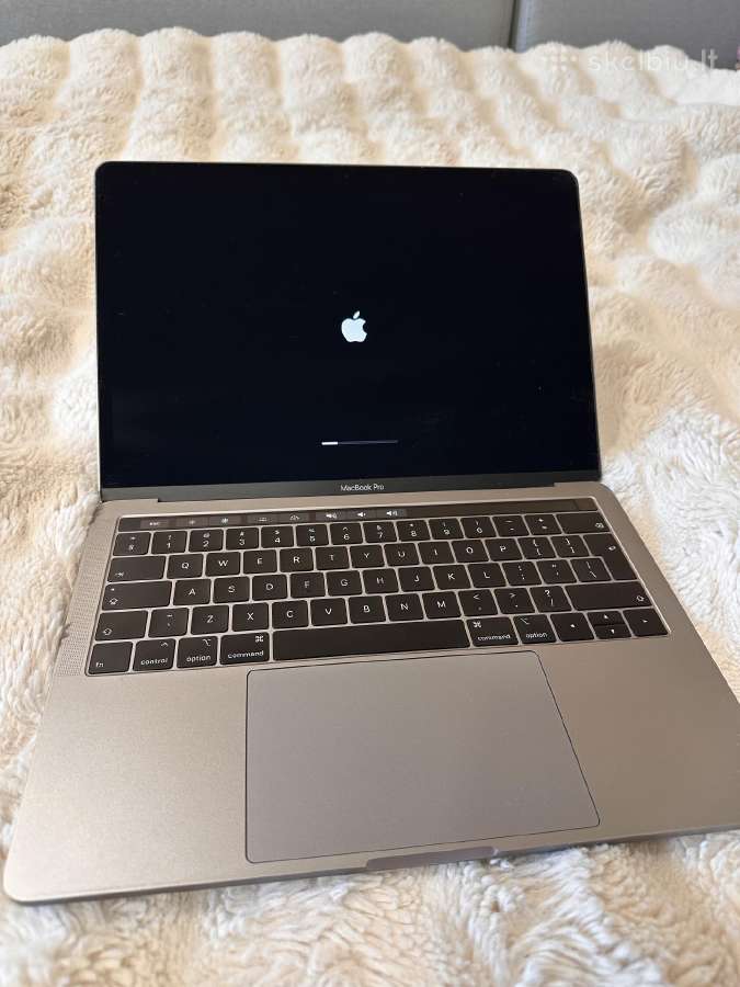 MacBook Pro 13 2019