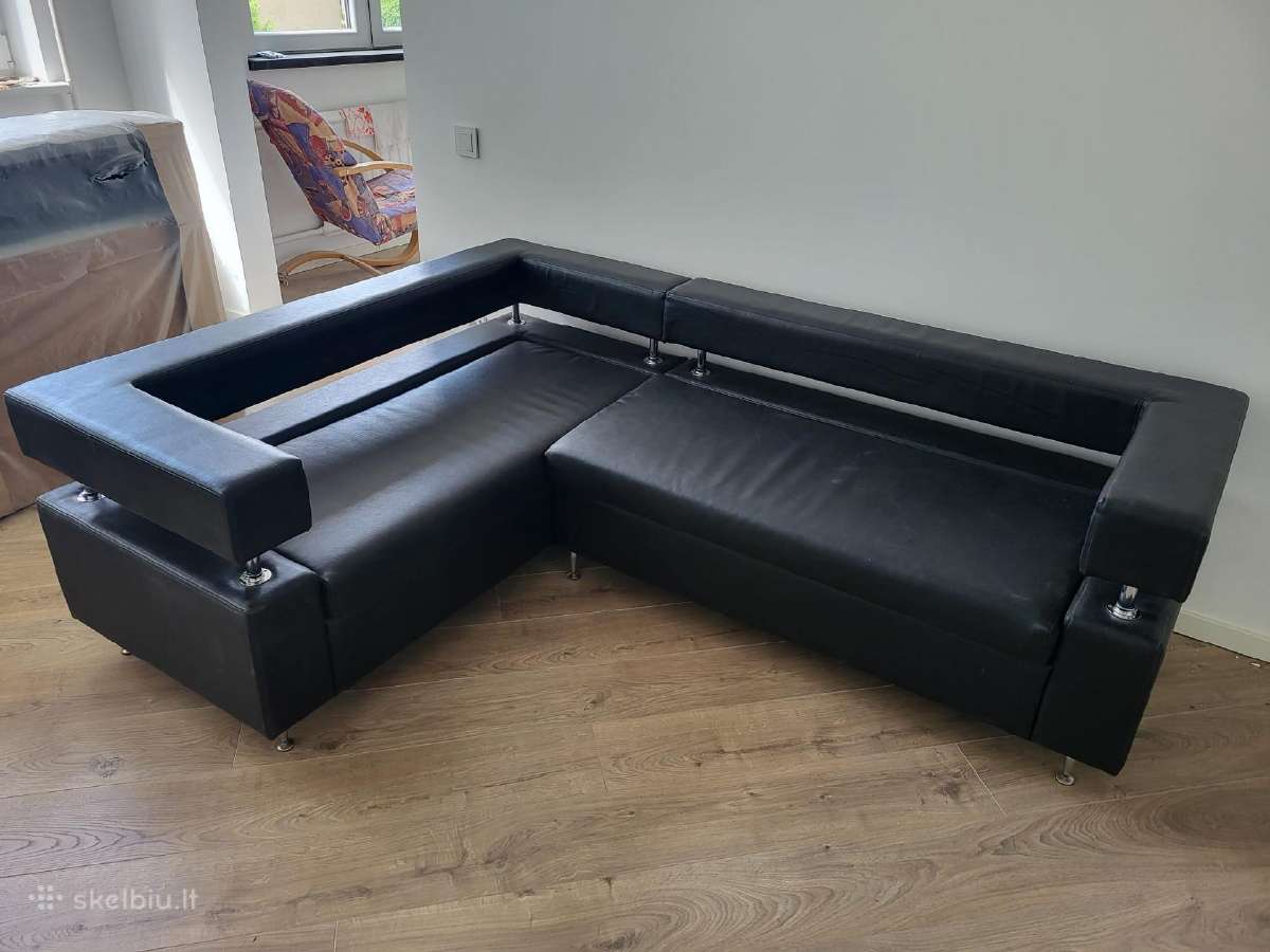 Odinė sofa-kampas