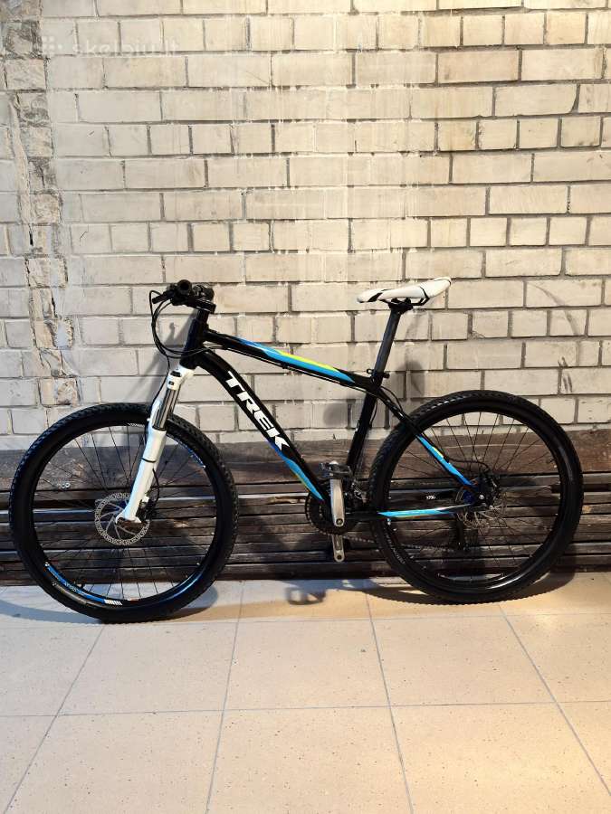 Trek 3700