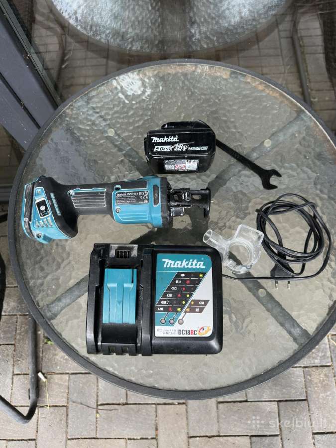 Naudotas akumuliatorinis frezeris Makita Dco181