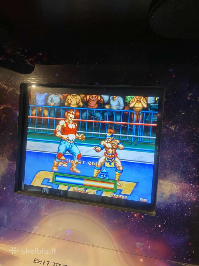 Retro žaidimų aparatas. Arcade konsolė. - nuotraukos Nr. 8
