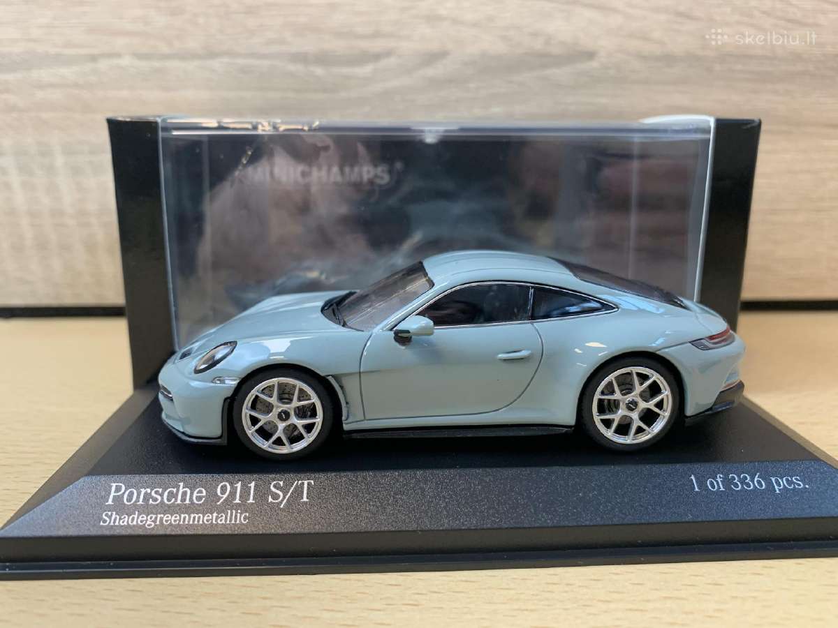 Porsche 911 (992) S/t, 2023 - 1:43 Minichamps