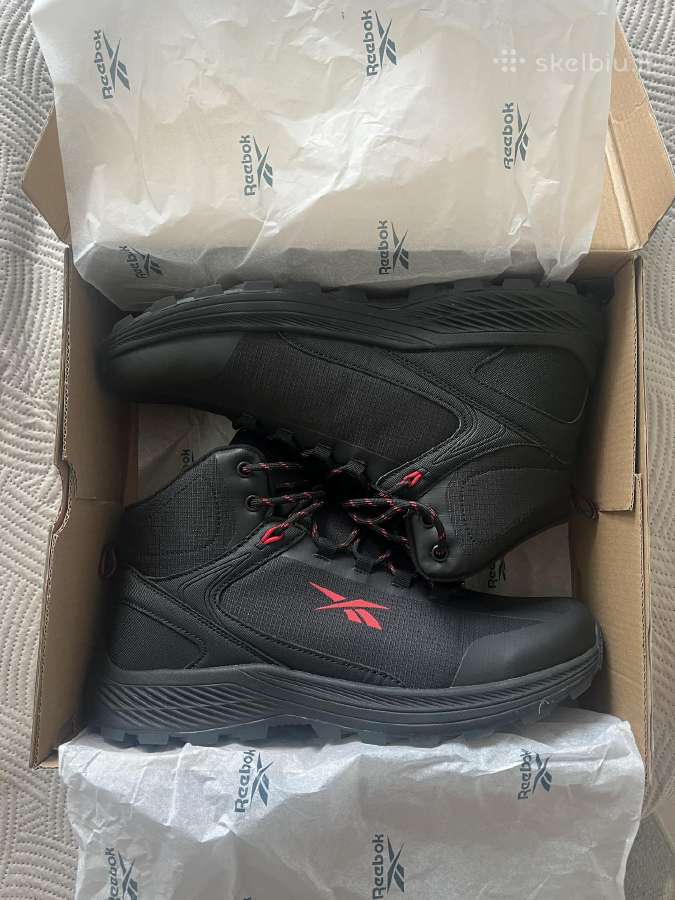 Nauji reebok auliniai batai
