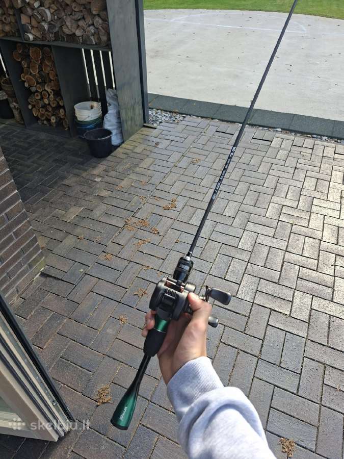"Baitcaster" meškerė ir ritė