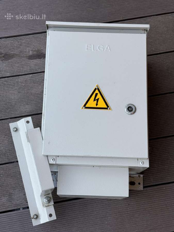 Lauko elektros skydas