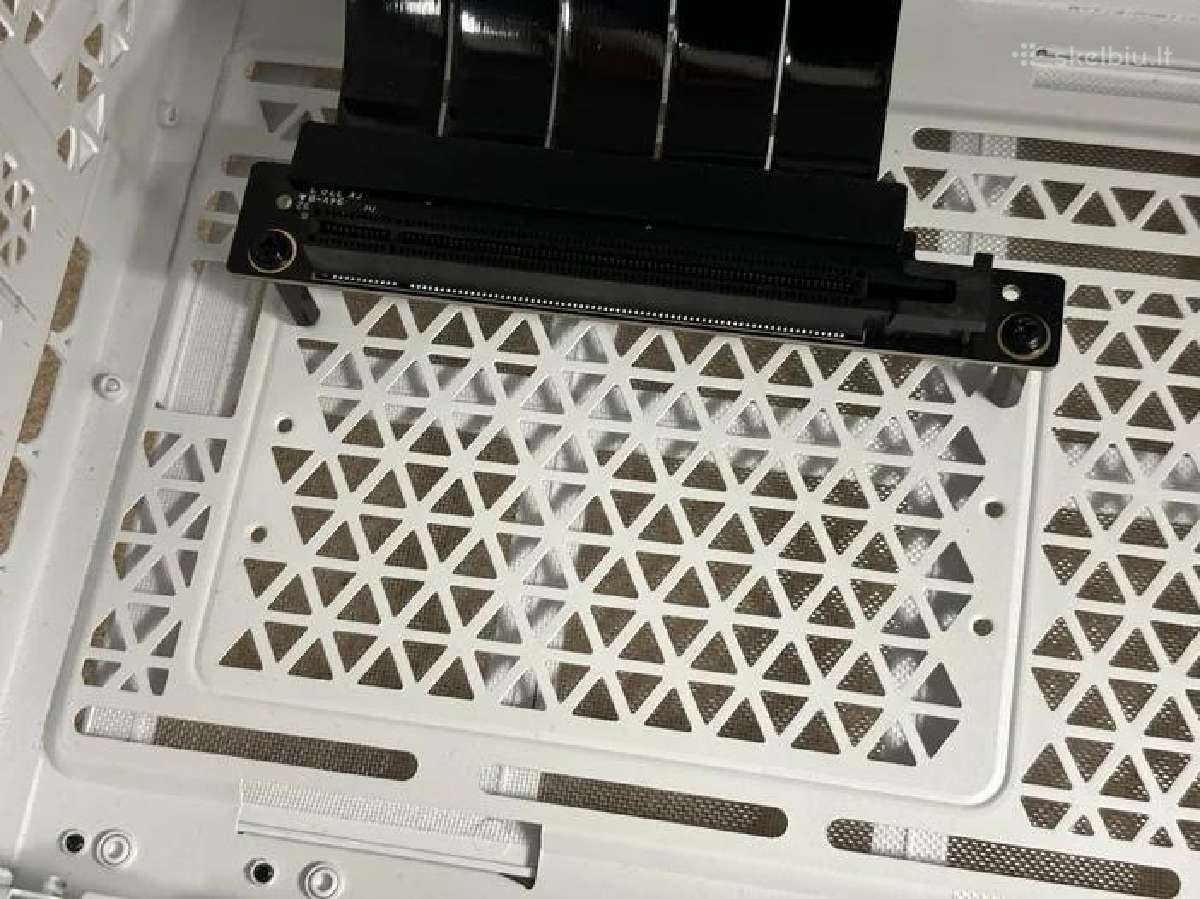 Pcie 4 Gen laidas - nuotraukos Nr. 3