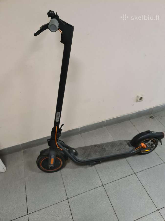 Elektrinis paspirtukas Segway Ninebot F40e