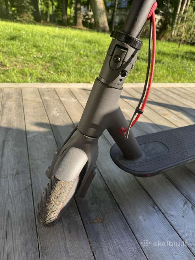 Xiaomi Mi Electric Scooter Pro - nuotraukos Nr. 3