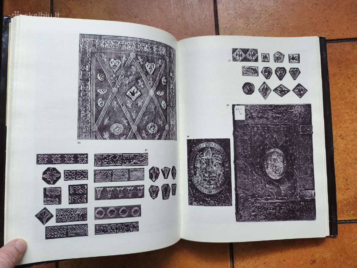Knyga iš Lietuvos įžymybės bibliotekos - nuotraukos Nr. 7