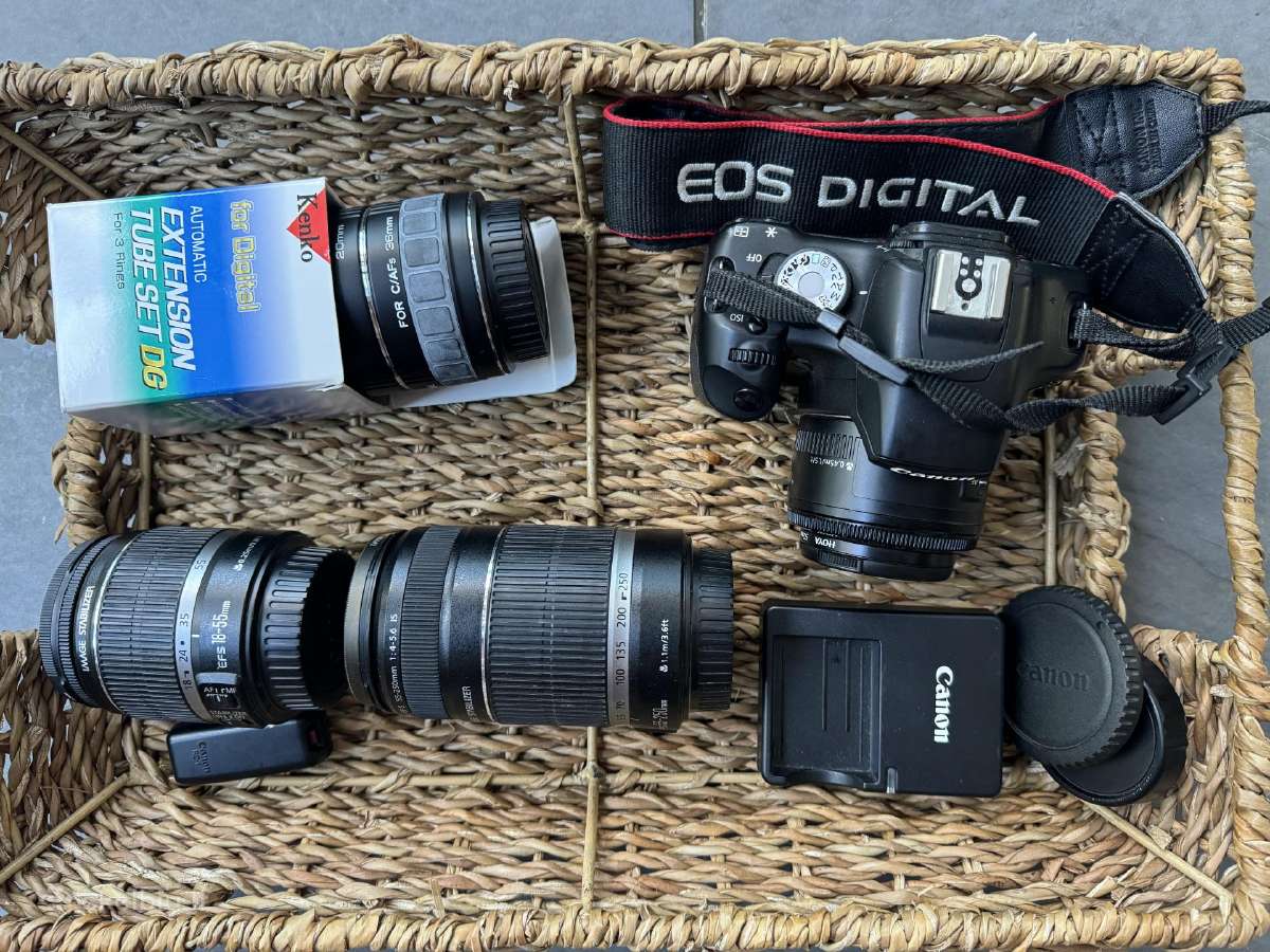 Canon Rebel t1i su objektyvais