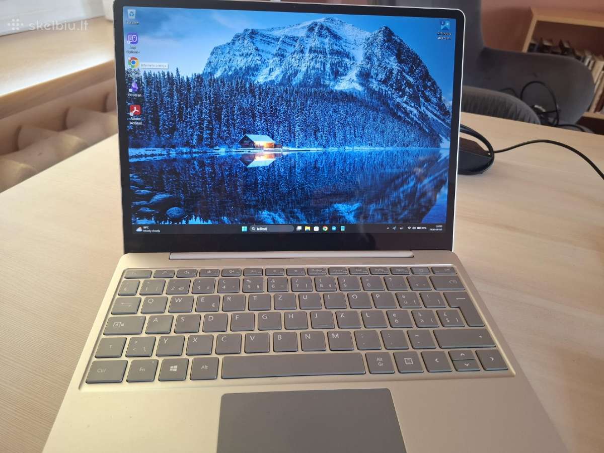 Parduodamas naudotas Microsoft Surface Laptop Go