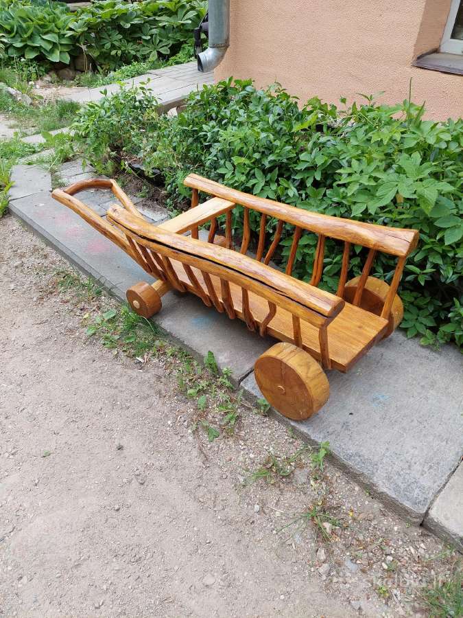 Dekoratyvinis vežimėlis