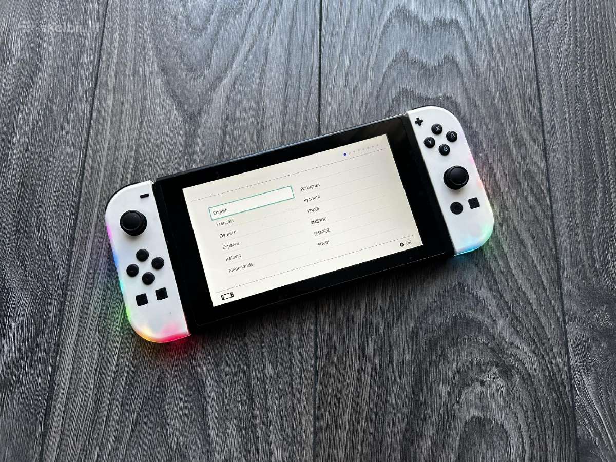 Nintendo Switch