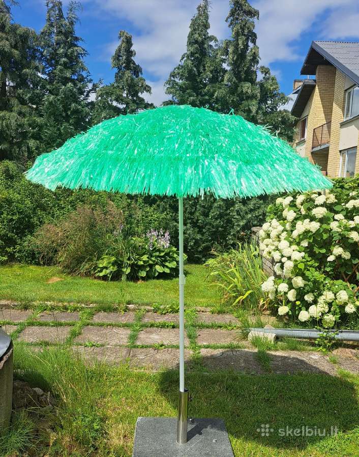 Nauji paplūdimio gultai , kėdės ir skėčiai - nuotraukos Nr. 15