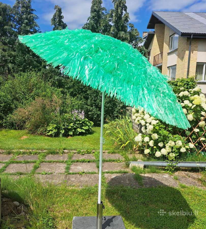 Nauji paplūdimio gultai , kėdės ir skėčiai - nuotraukos Nr. 16