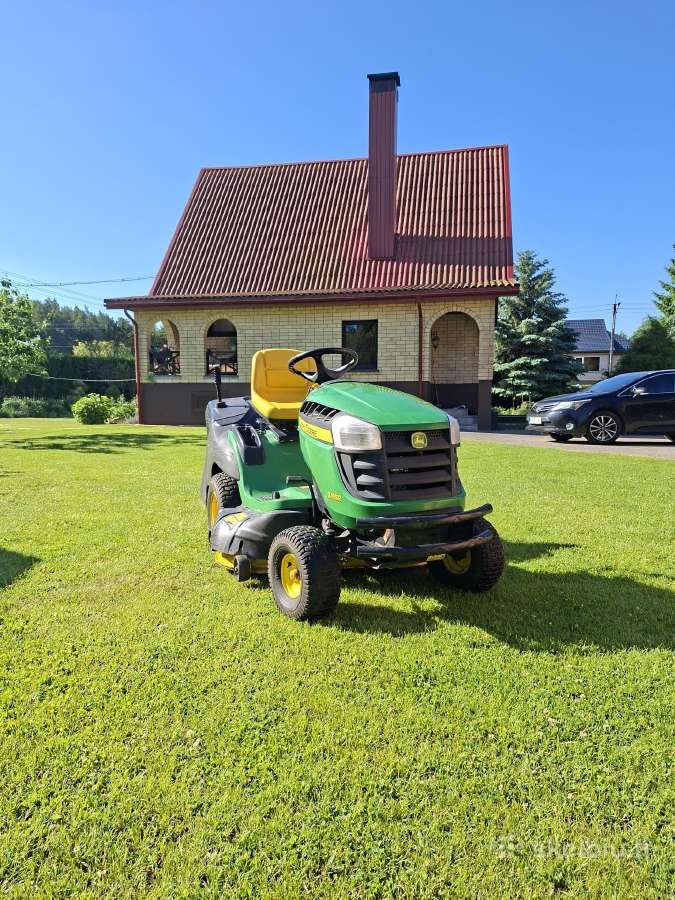 John Deere X155r