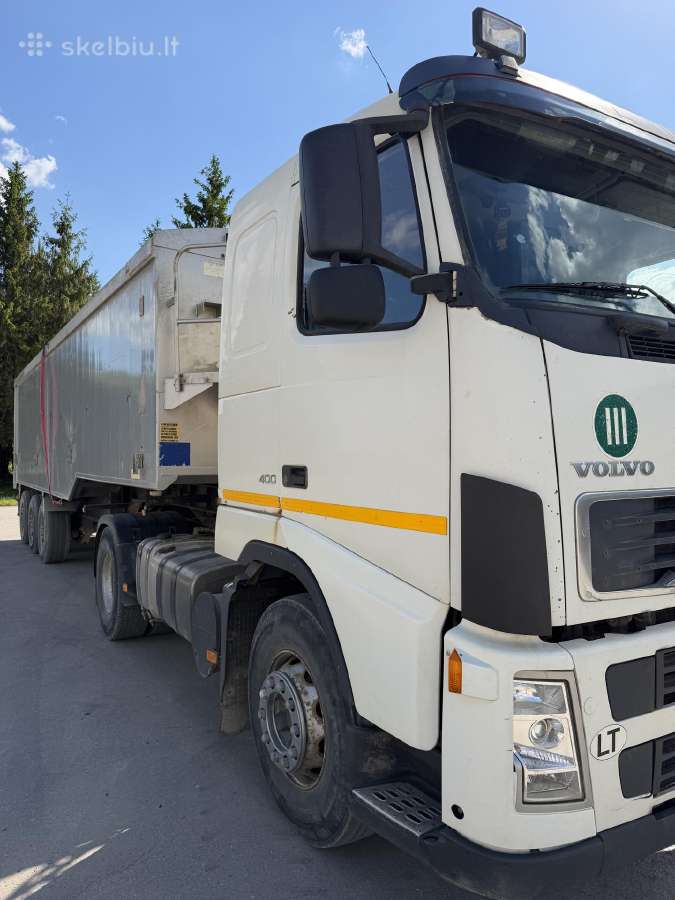 Volvo sunkvežimis su puspriekabe - nuotraukos Nr. 4