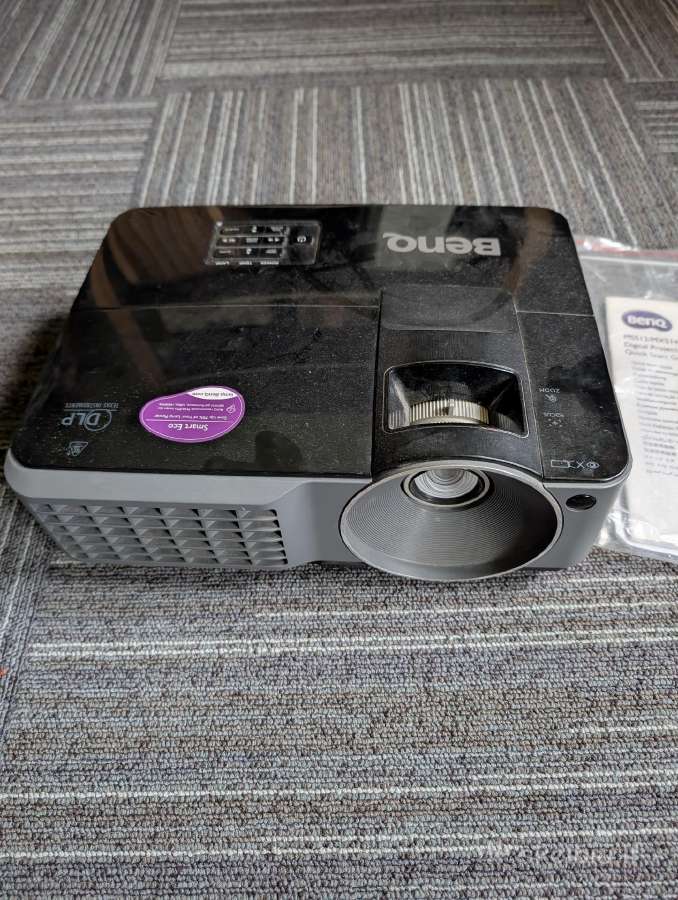 Projektorius Benq Mw516 (perdegusi lempa)
