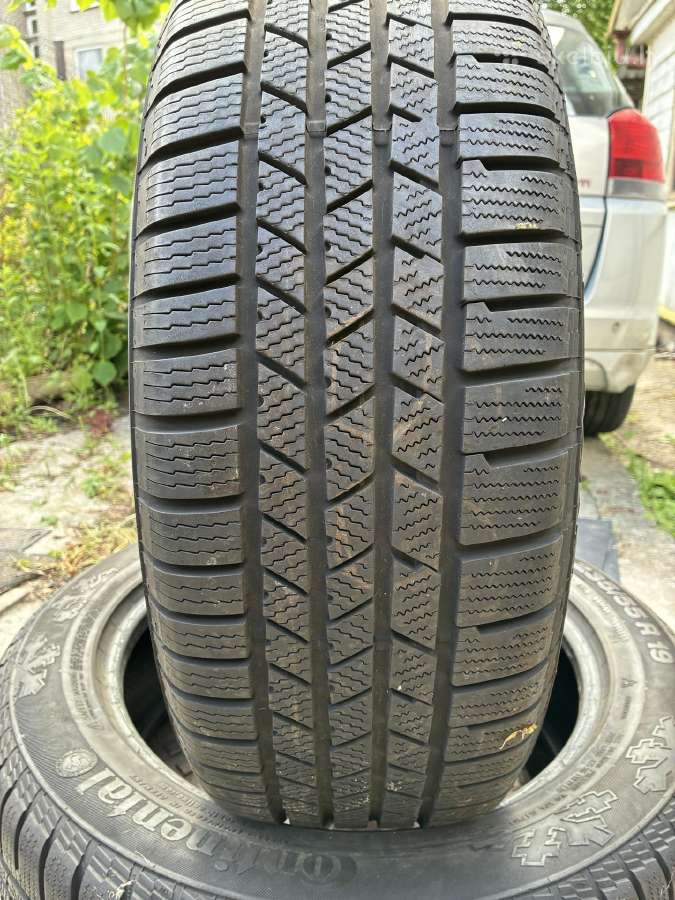 235/55r19