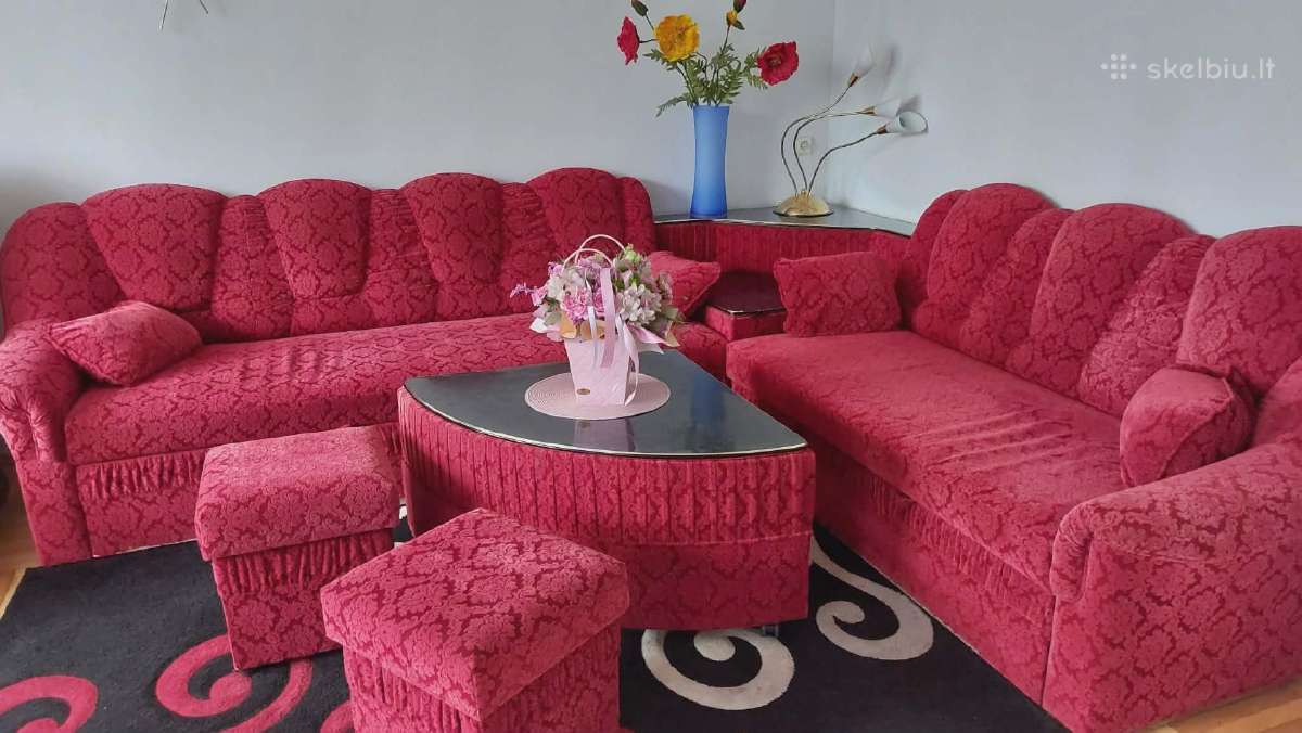 Svetainės kampas/sofa su miegamąja dalimi