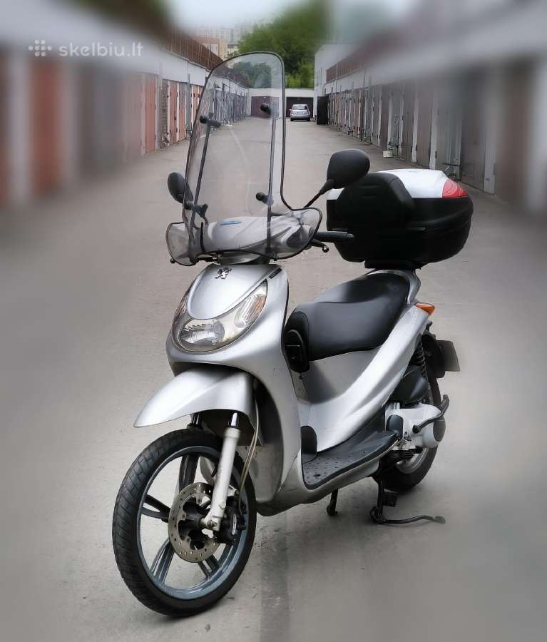 Motoroleris Peugeot Looxor 125