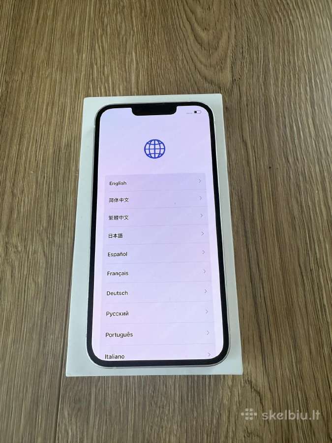 iPhone 13