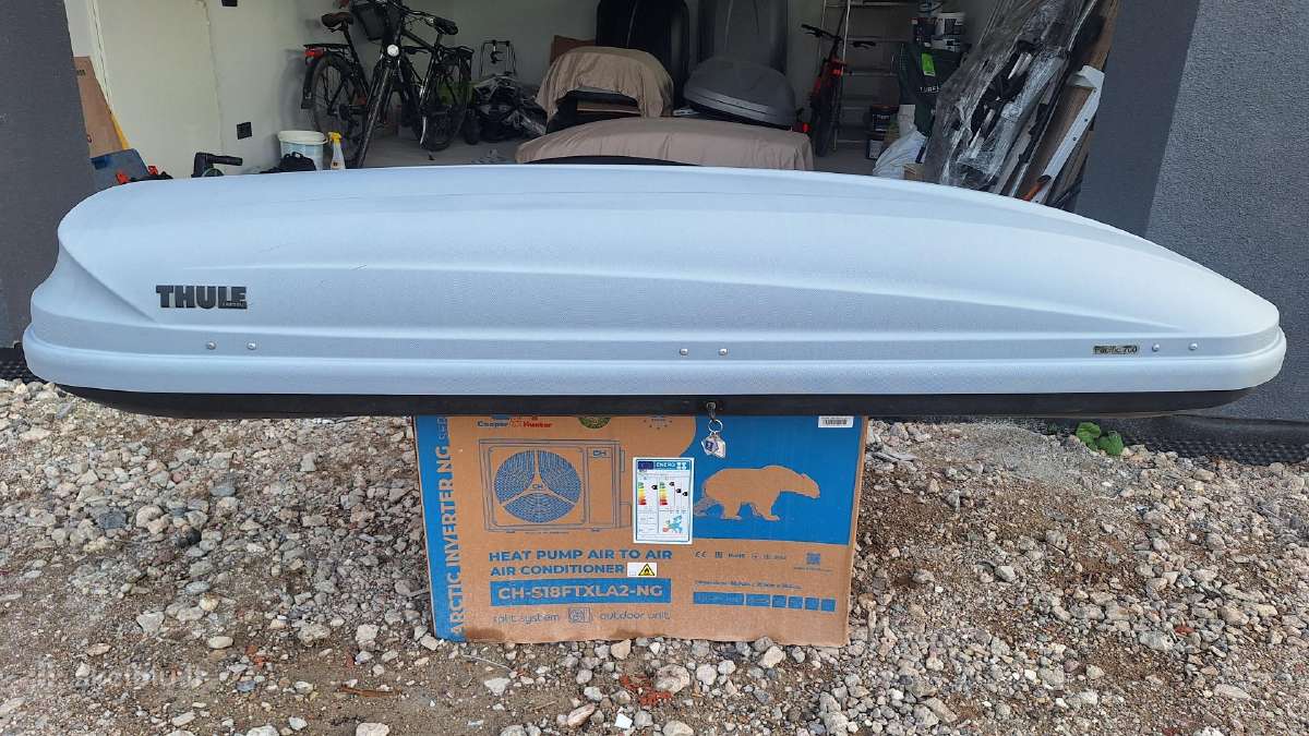 Thule Pacific 700 stogo bagažinė