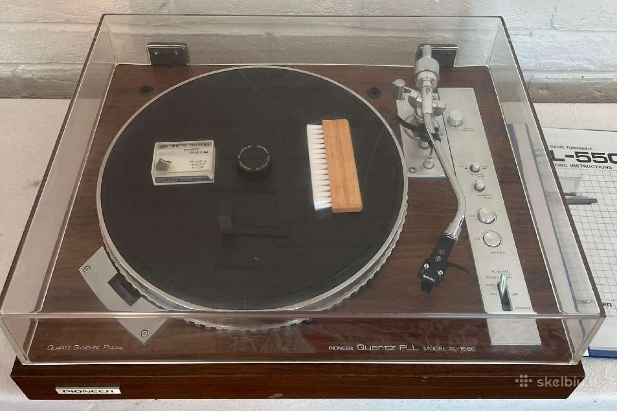Pioneer Xl1550(pl550) plokštelių grotuvas