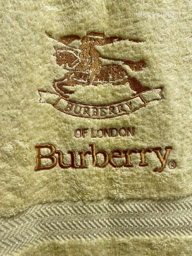 Burberry rankšluostis - nuotraukos Nr. 2