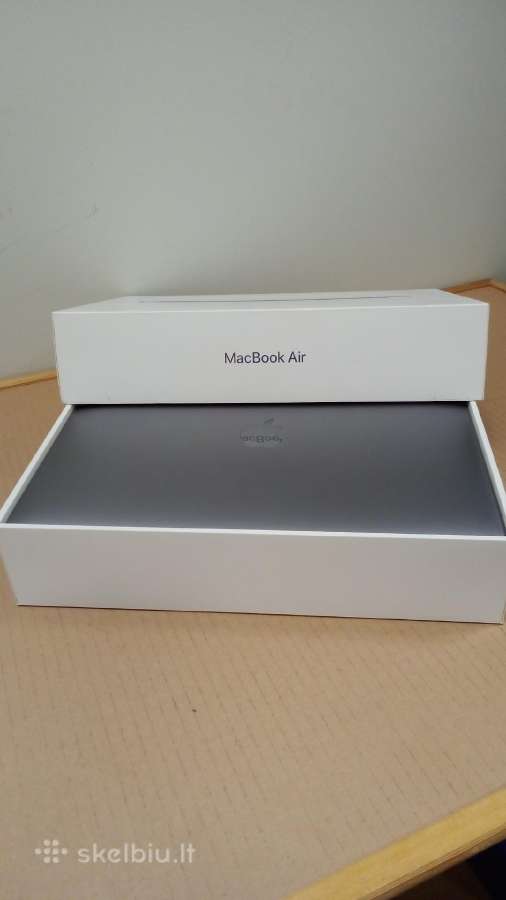 MacBook Air 13 retina i5 8gb 128ssd su garantija