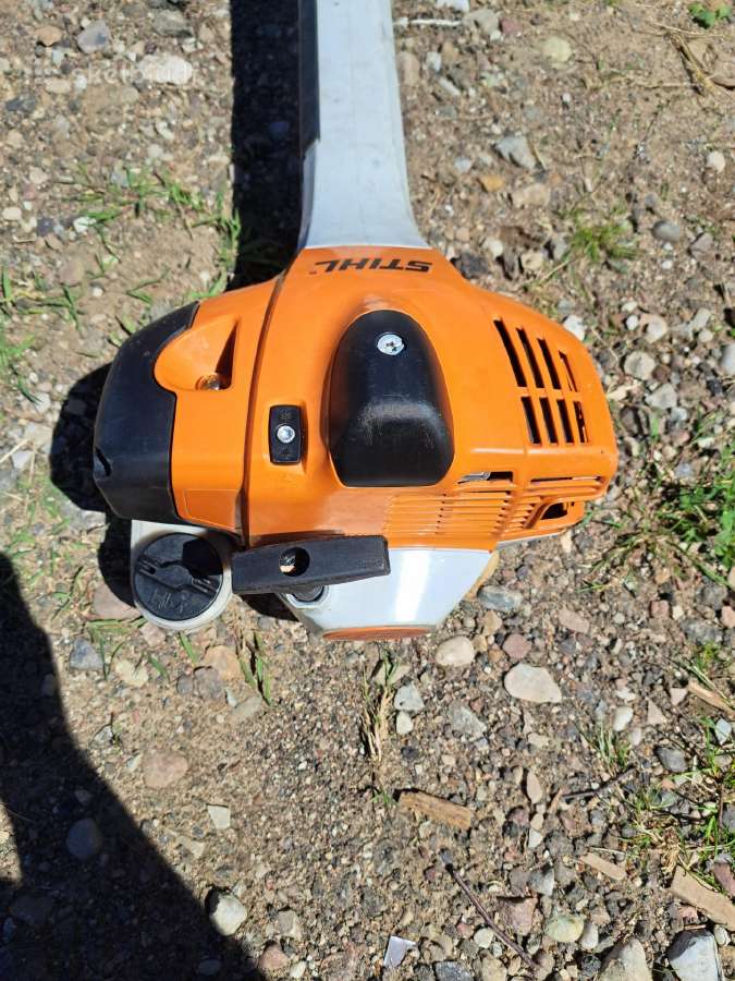 Parduodu trimerį sthil FS 360.