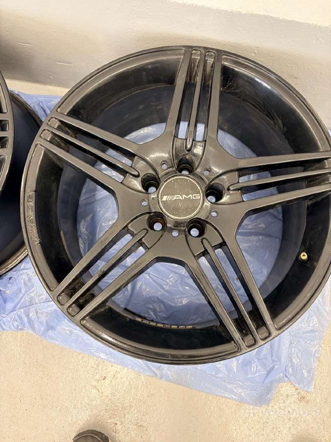 R18 Amg