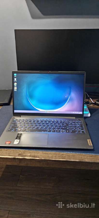 Parduodu Lenovo nešiojama kompiuterį