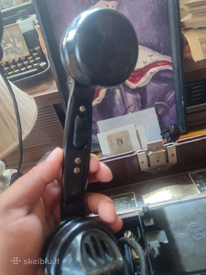 Militaristika telefonas - nuotraukos Nr. 11