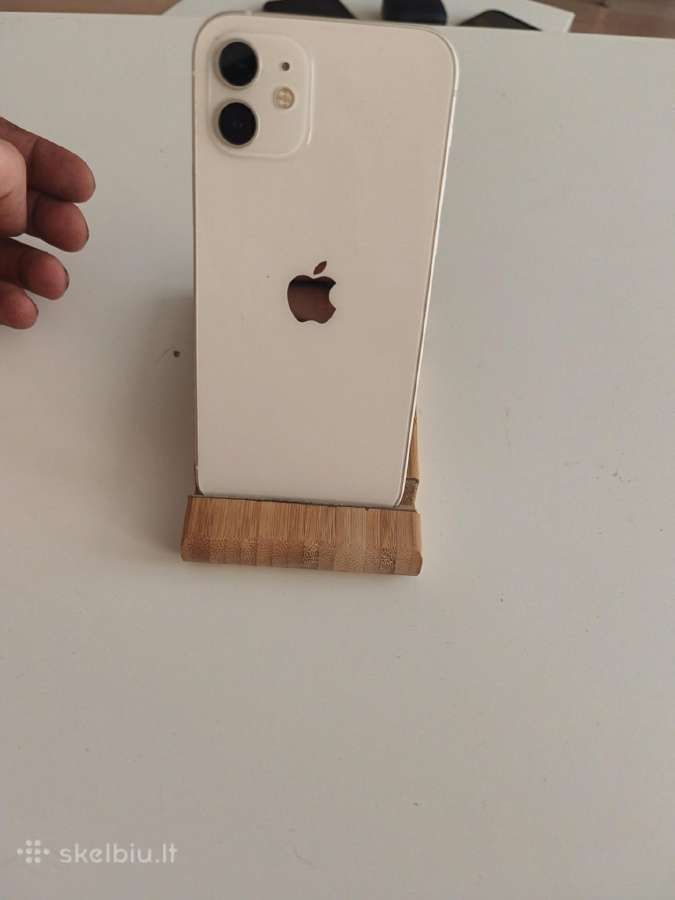 iPhone 12